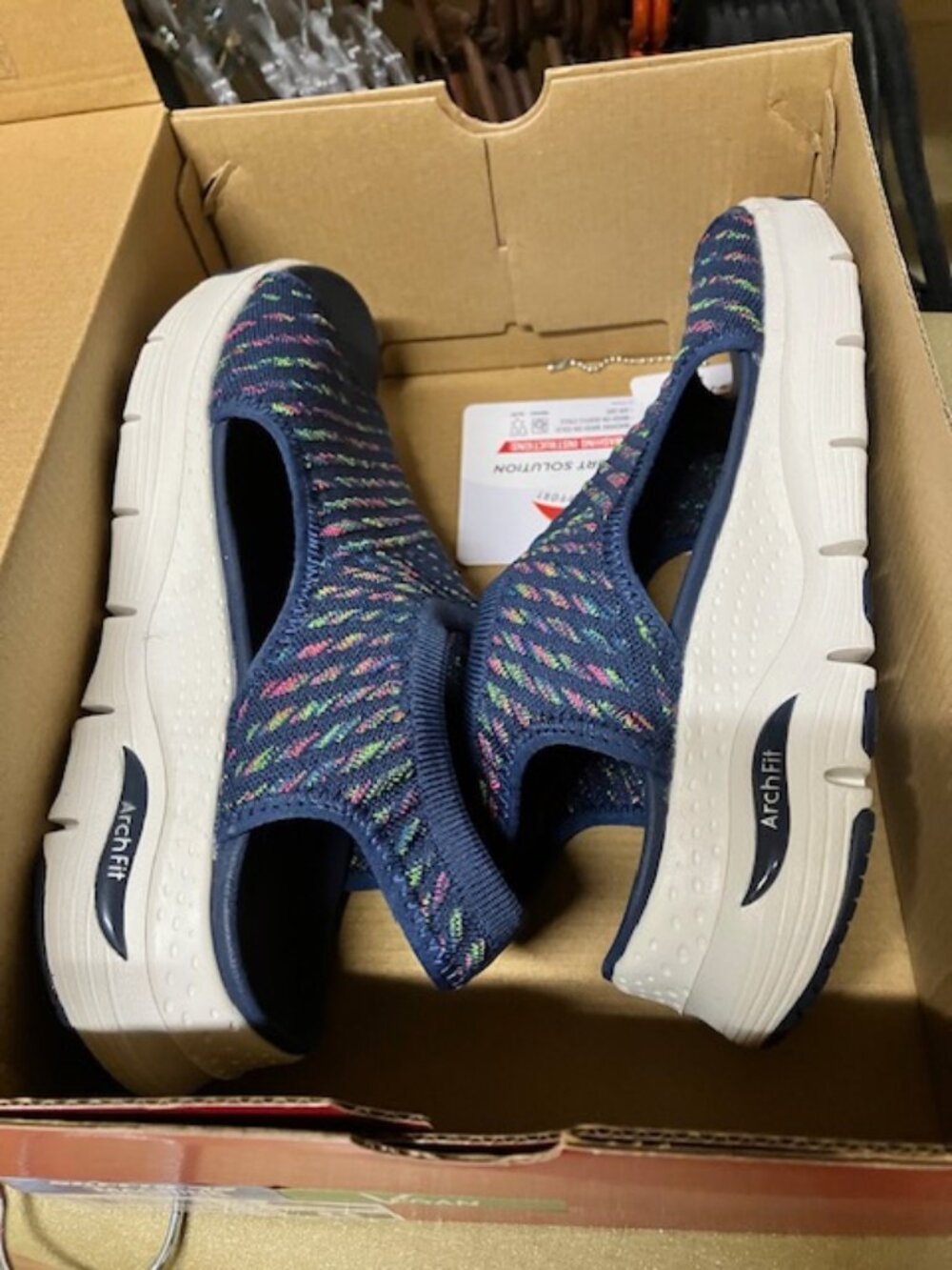SKECHERS Arch Fit - Catchy Wave Women's Sz 8